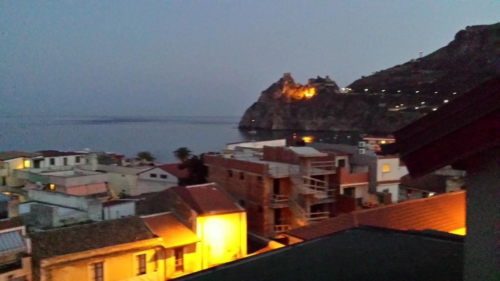 B&B Capo Sant'Alessio SantʼAlessio Siculo Exterior foto